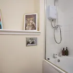 2br With Parking Near Southside And Queens Park Apartmán *