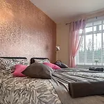 Quite And New House, Commore Drive * Glasgow