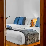 3-bed Cromdale St - Sleeps 5 - Contractors, Business & Relocations - Free Parking דירה גלאזגו