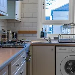 3-bed Cromdale St - Sleeps 5 - Contractors, Business & Relocations - Free Parking דירה *