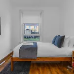 דירה 3-bed Cromdale St - Sleeps 5 - Contractors, Business & Relocations - Free Parking