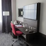 Ramada By Wyndham East Kilbride Hotel 3*