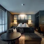 Szálloda Dakota 5*