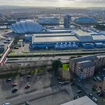 아파트 The Ovo Hydro Penthouse With Free Parking *