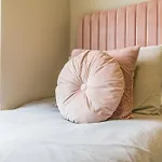 Modern 5 Bedroom Townhouse With Free Parking Prázdninový dům Glasgow