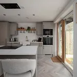 Newly Renovated 3 Bedroom Modern House بيت للعطل