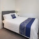 Cosy And Bright 3-bedroom Flat Apartment Glasgow