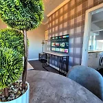 Bright And Cozy 3br Near Hampden Park גלאזגו