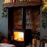 בית נופש Beautiful 4 Bed Sandstone גלאזגו