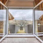 Beautiful 4 Bed Sandstone * גלאזגו