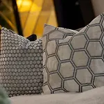 בית נופש Beautiful 4 Bed Sandstone *