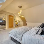 Beautiful 4 Bed Sandstone * גלאזגו