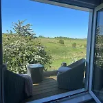 Beautiful 4 Bed Sandstone בית נופש