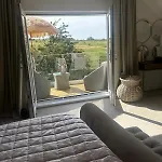 בית נופש Beautiful 4 Bed Sandstone גלאזגו