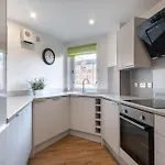 Apartman Modern Merchant 1 Bed With Free Parking