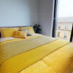 For Students Only - Elgin Place In Edinburgh Glasgow