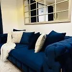 Modern 2 Bedroom Ground Floor Near Centre גלאזגו