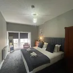 The West Nest For Six - Pass The Keys