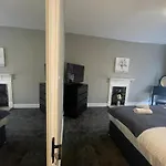 The West Nest For Six - Pass The Keys