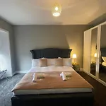 The West Nest For Six - Pass The Keys *