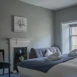 The West Nest For Six - Pass The Keys גלאזגו