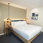 Hilton Garden Centre 4*