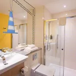 Ibis Styles Centre George Square Otel 3*