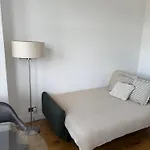Lejlighed Floor West End Flat - 3-min Walk To Subway - Park Views *