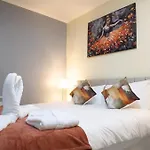 Meadowside Quay 2br Luxurious *