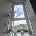 Cosy And Bright 3-bedroom Flat Глазго
