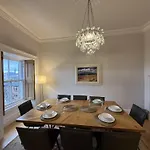 Crown Circus By Principal * Glasgow