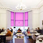 The Belhaven Pensión Glasgow
