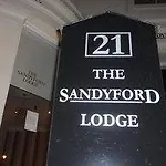 מלון Sandyford 3*