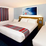 Travelodge 2*