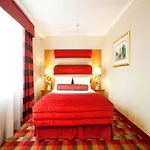 Carlton George 4* Glasgow