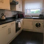 2 Bedroom At Secc Hydro Free Parking