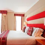 Carlton George Hotel 4*