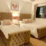 Centre - The Penthouse With Riverviews - Daire Glasgow