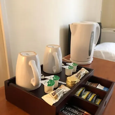 Renfrew At Centre Glasgow