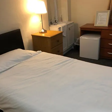 Renfrew At Centre Glasgow