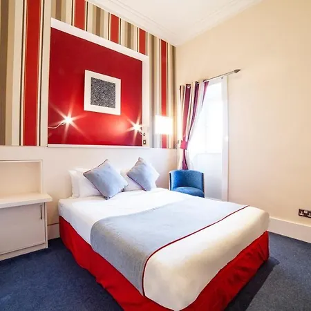 Otel Redstone 3*