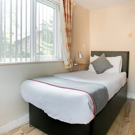 Onslow 3* Glasgow