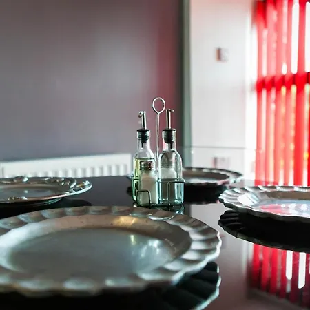 Joli Central Apartment *