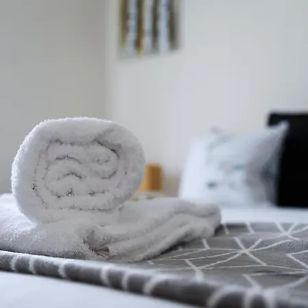 Апартаменты Glasgow, 3 Bed Close To City Centre, Free Street Parking *