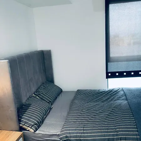 Immaculate 2-bed In Heart Of Appartamento Glasgow