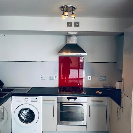 Immaculate 2-bed In Heart Of *