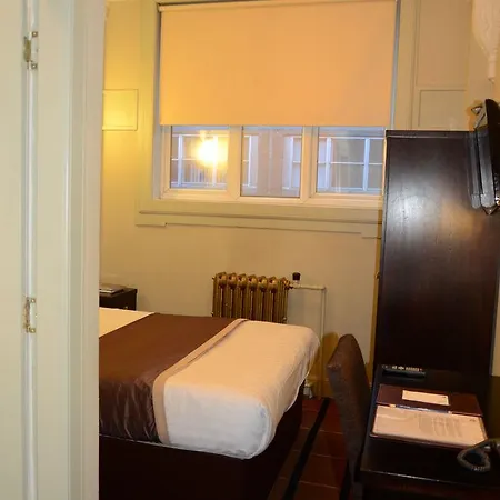 Hotel Roam Glasgow 3*