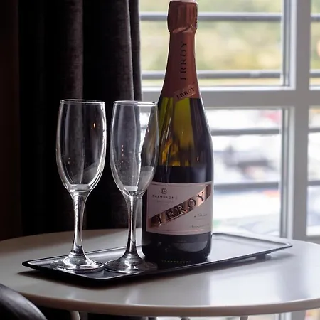 The Boat House Hotel Kilsyth