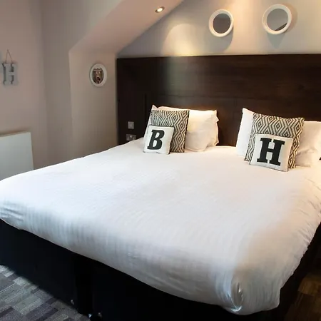 Hotel The Boat House
