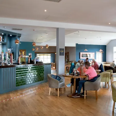 The Boat House Hotel 3*